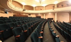 Fotele kinowe i teatralne